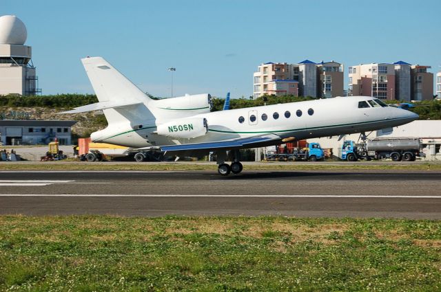 Dassault Falcon 900 (N50SN)