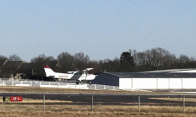 Cessna Skyhawk (N50590)