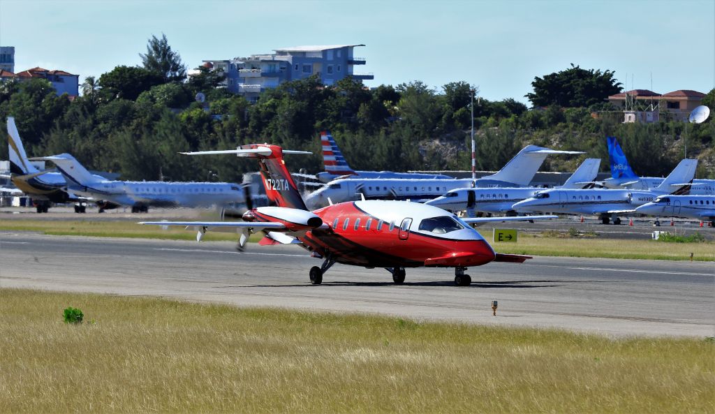 Piaggio P.180 Avanti (N722TA)