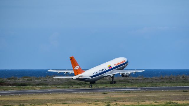 YV-562T —