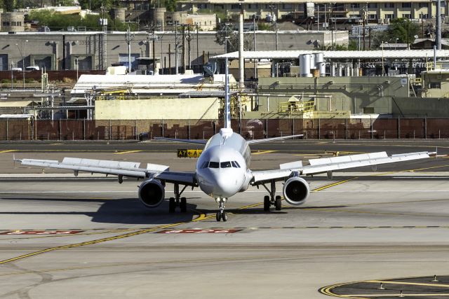 Airbus A321 (N198UW)