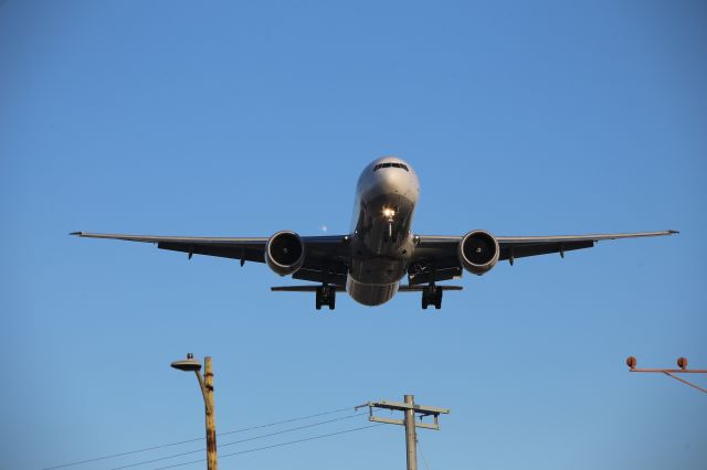 BOEING 777-300ER (JA778A)