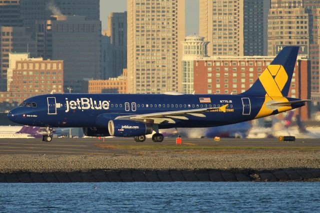 Airbus A320 (N775JB) - Vets In Blue