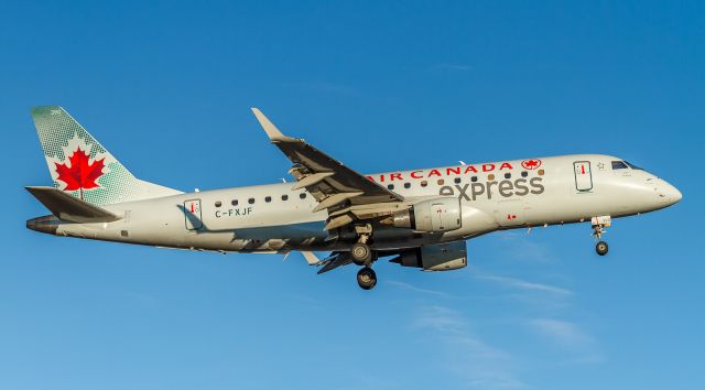 Embraer 170/175 (C-FXJF)