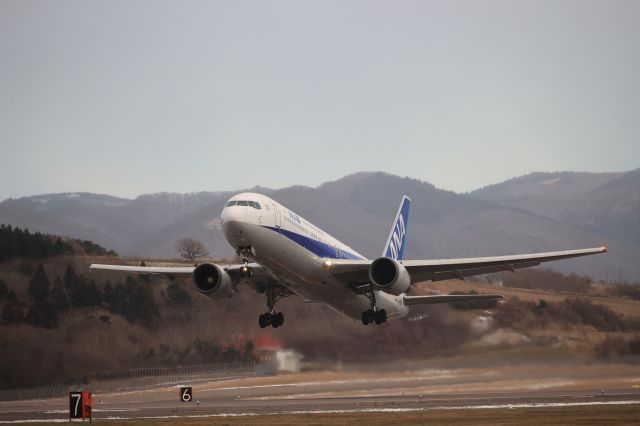 BOEING 767-300 (JA615A) - December 04, 2022:HKD-HND.