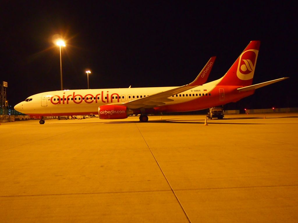 Boeing 737-700 (D-ABBX)