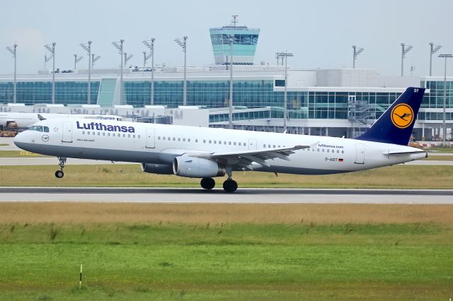 Airbus A321 (D-AIDT)