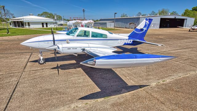 Cessna 310 (N87443)