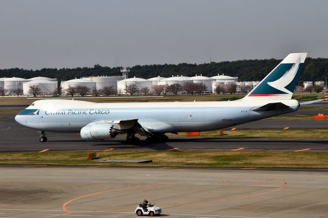 BOEING 747-8 (B-LJI) - April 9, 2013