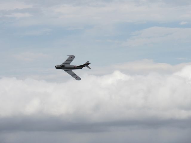 MIKOYAN MiG-17 (N217SH)