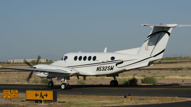 Beechcraft Super King Air 200 (N532SW)