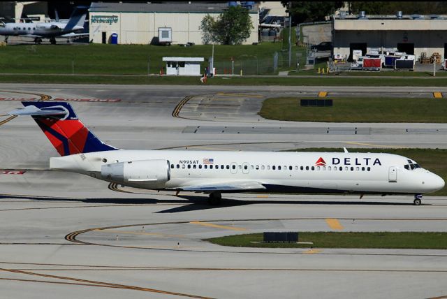 Boeing 717-200 (N995AT)