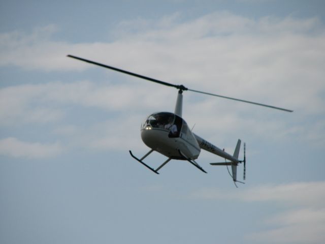 Robinson R-44 (N4154C)