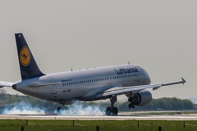 Airbus A320 (D-AIPD)