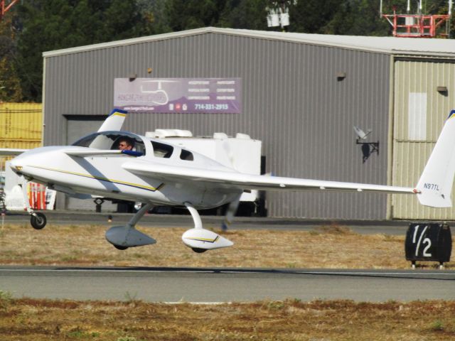 RUTAN Cozy (N97TL) - Taking off from RWY 24