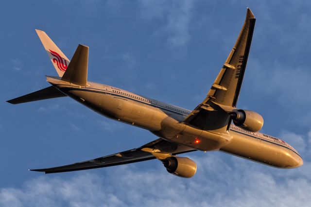 BOEING 777-300ER — - Departing EGLL.