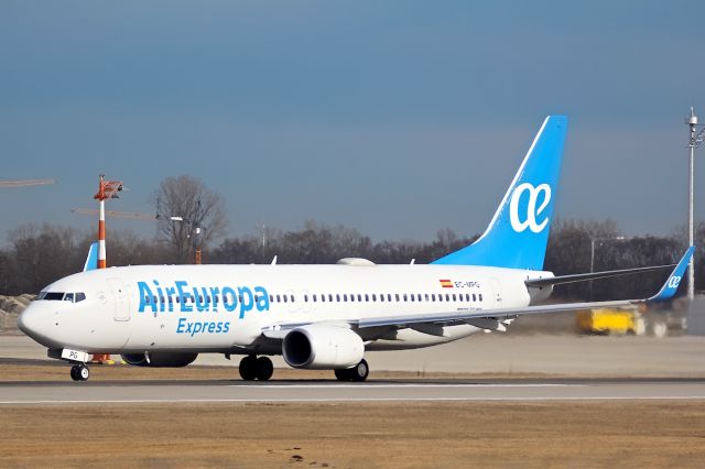 Boeing 737-800 (EC-MPG)