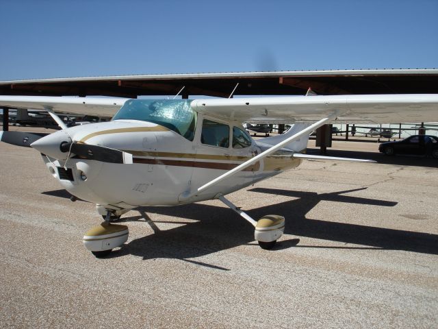 Cessna Skylane (N759MB)