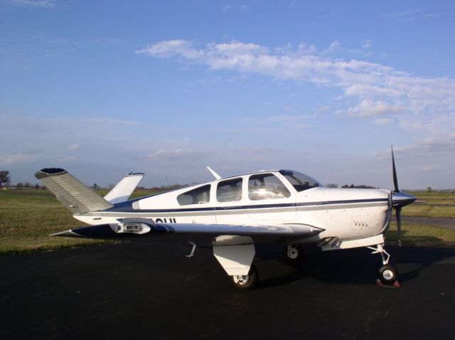 Beechcraft Bonanza (36) (N80HL)