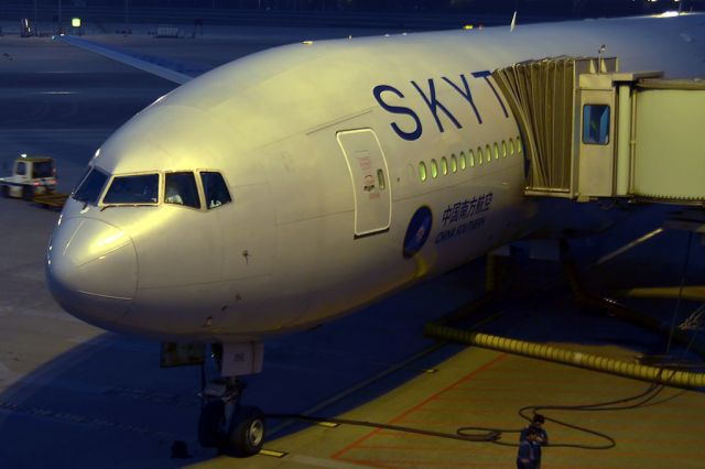 Boeing 777-200 (B-2056) - Evening of 20th March, 2014 ... seen at the  Guangzhou Airport gate