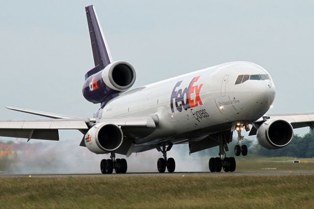 Boeing MD-11 (N594FE)