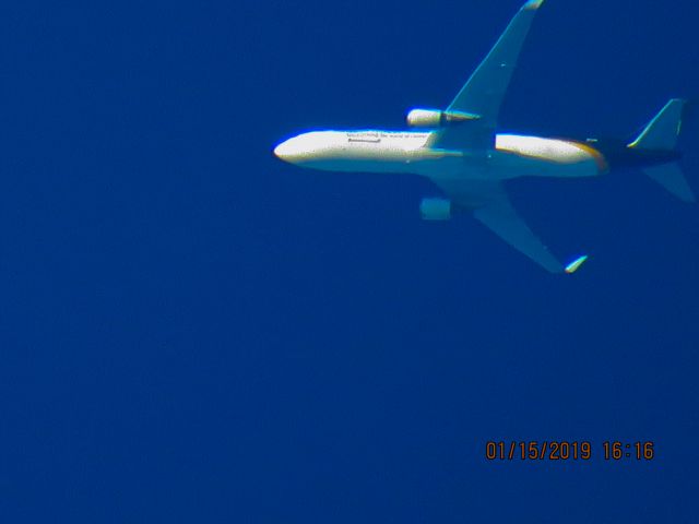 BOEING 767-300 (N323UP)