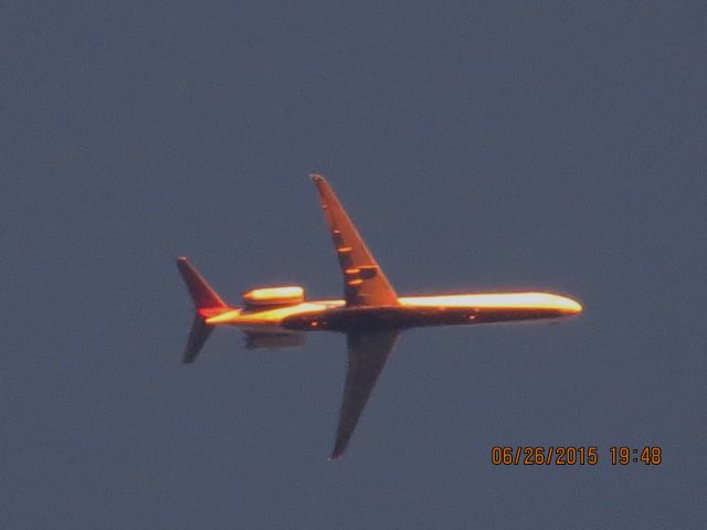 McDonnell Douglas MD-88 (N917DE)