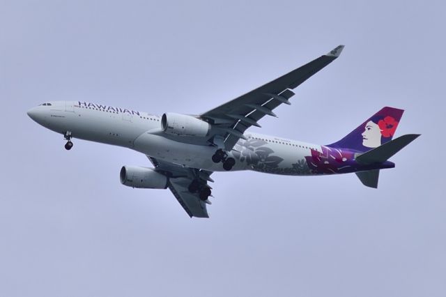 Airbus A330-200 (N385HA) - Never seen it here: diverted because of typhoon