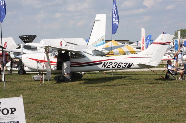 Cessna Skylane (N2363M)