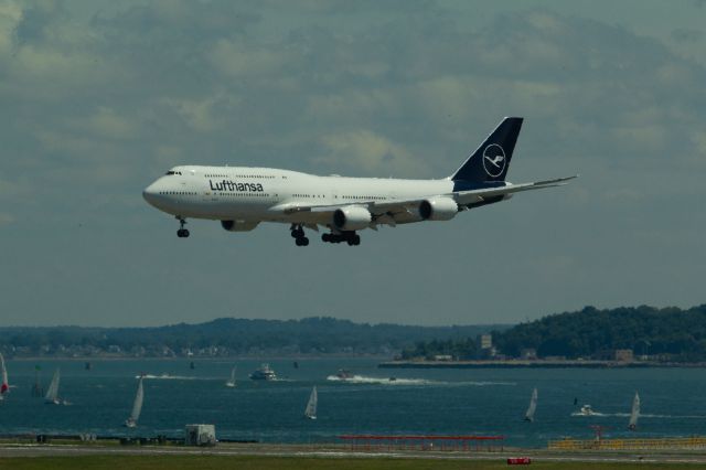 BOEING 747-8 (D-ABYA)