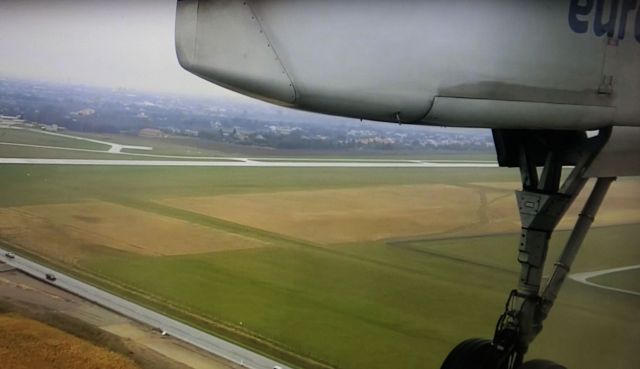 de Havilland Dash 8-100 — - Approaching Runway 27 - Rzeszow