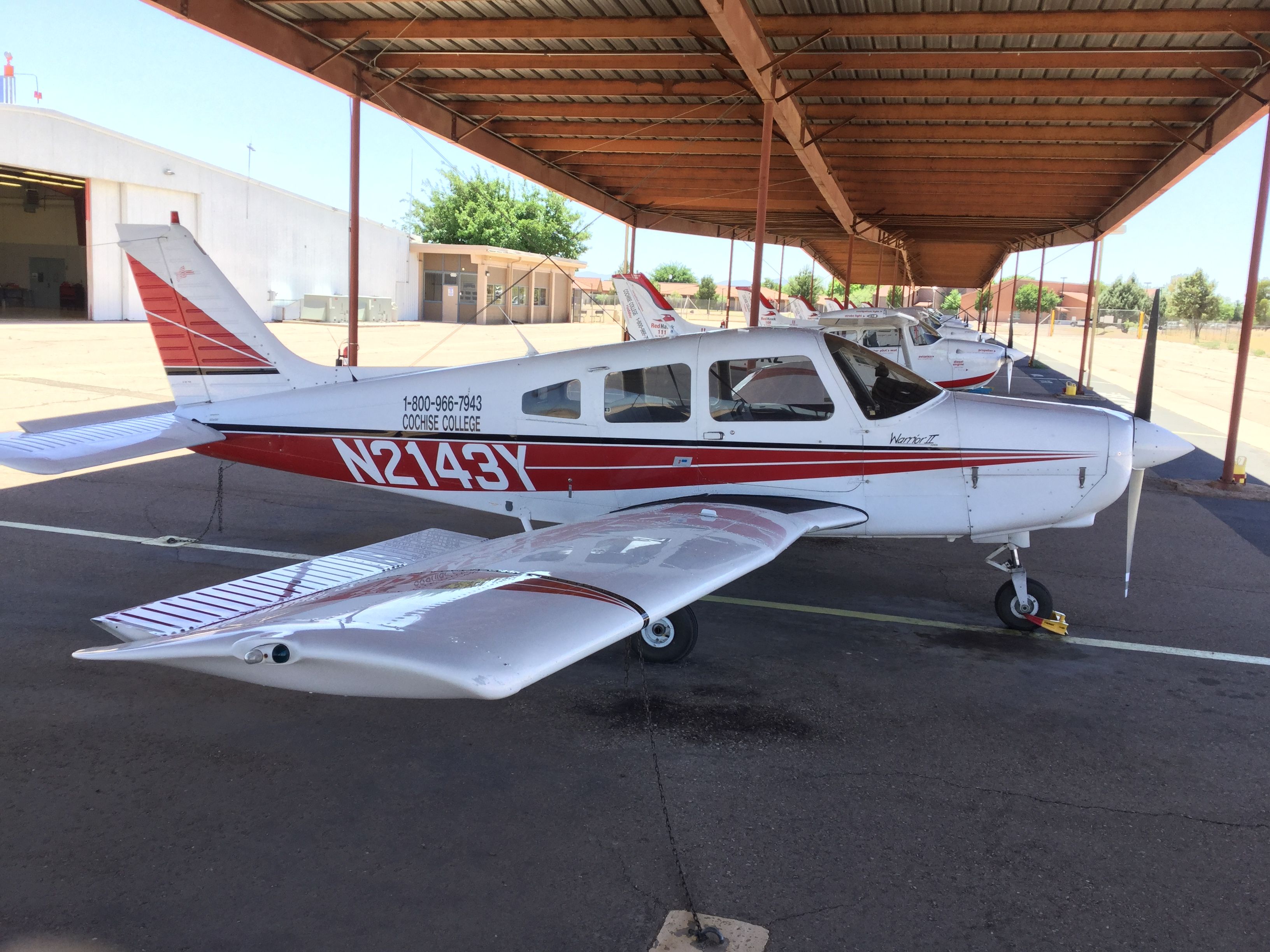 Piper Cherokee (N2143Y)