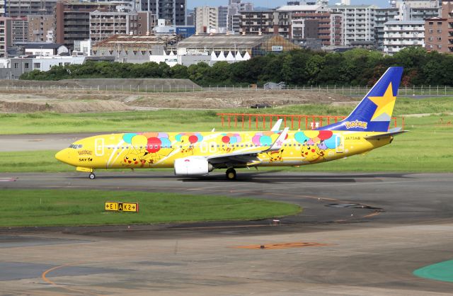 Boeing 737-800 (JA73AB)