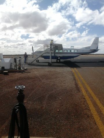 Cessna Caravan (VH-SHW) - Refueling Stop over