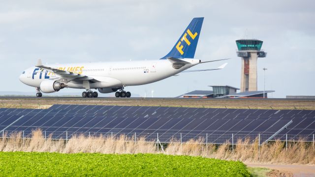 Airbus A330-200 (F-HFTL)