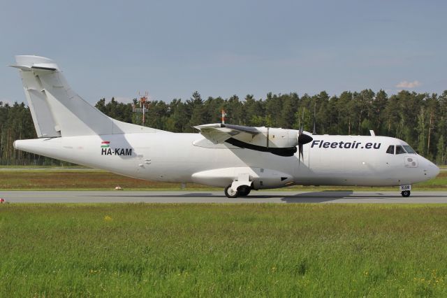 Aerospatiale ATR-42-300 (HA-KAM) - 19. May 2021, arrive from XCR, Cargo charter to BHX