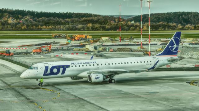 Embraer 170/175 (SP-LNE)