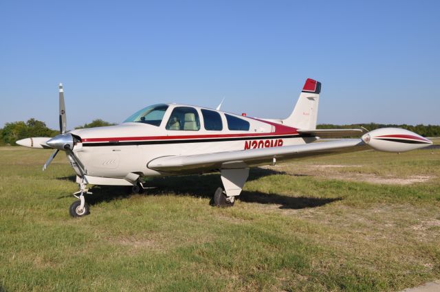 Beechcraft Bonanza (33) (N209MP)