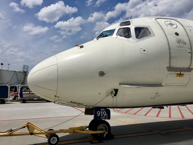 McDonnell Douglas MD-88 (N919DL)