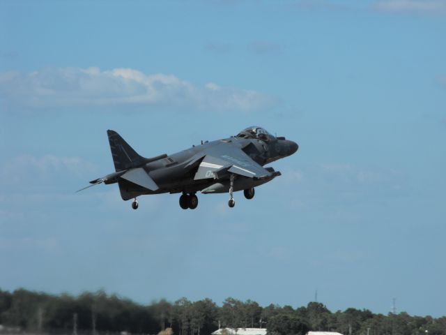 Boeing Harrier (16-5575) - An AV-8 Harrier with VMA-211 departing RWY 9.