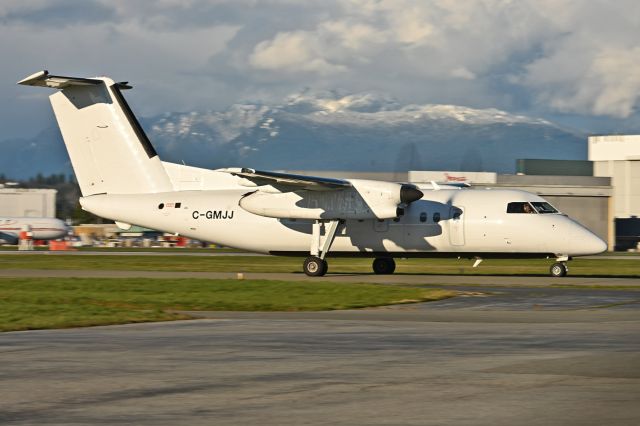 de Havilland Dash 8-100 (C-GMJJ)