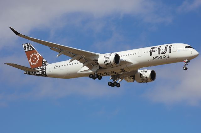 Airbus A350-900 (DQ-FAJ)