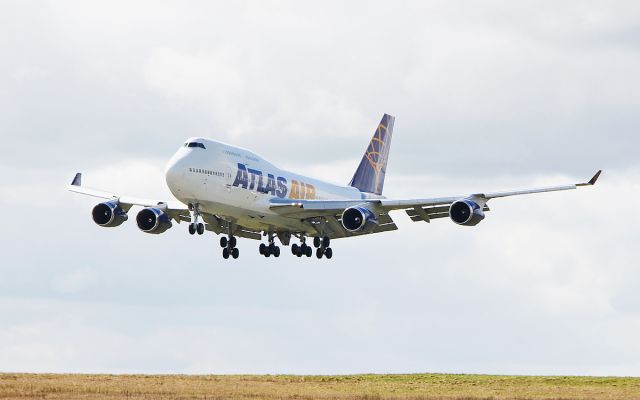 Boeing 747-400 (N464MC) - atlas air b747-446 n464mc about to land at shannon 24/3/18.