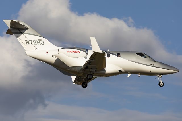 Honda HondaJet (N72HJ)