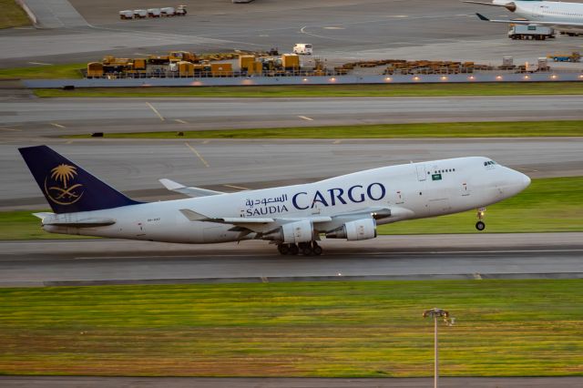 Boeing 747-200 (9H-AKF)