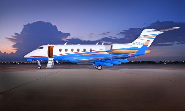 Bombardier Challenger 300 (N723JA) - N723JA Static Display