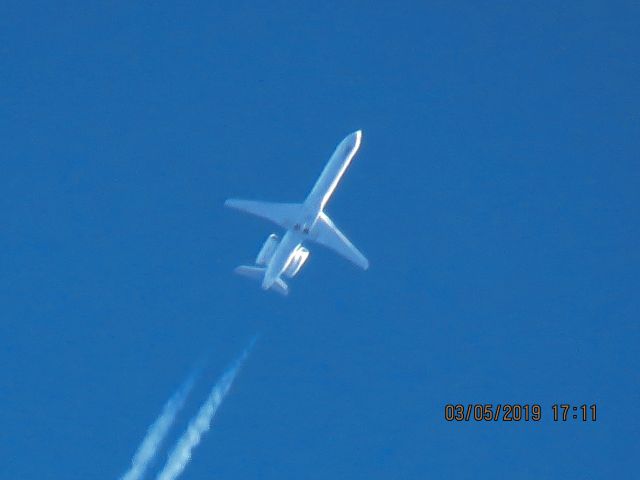 Embraer ERJ-145 (N845HK)