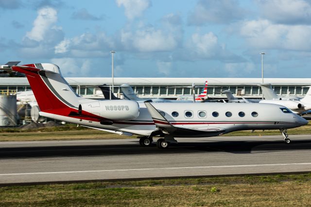 Gulfstream Aerospace Gulfstream G650 (N998PB)