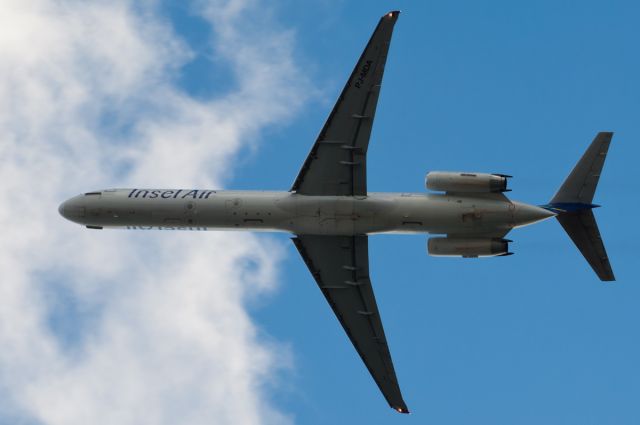 McDonnell Douglas MD-83 (PJ-MDA)