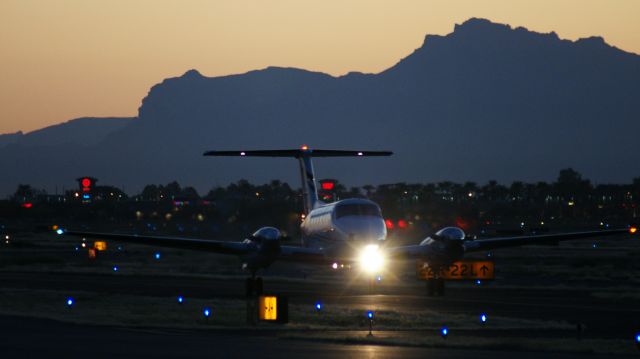 Beechcraft Super King Air 200 (N532SW)